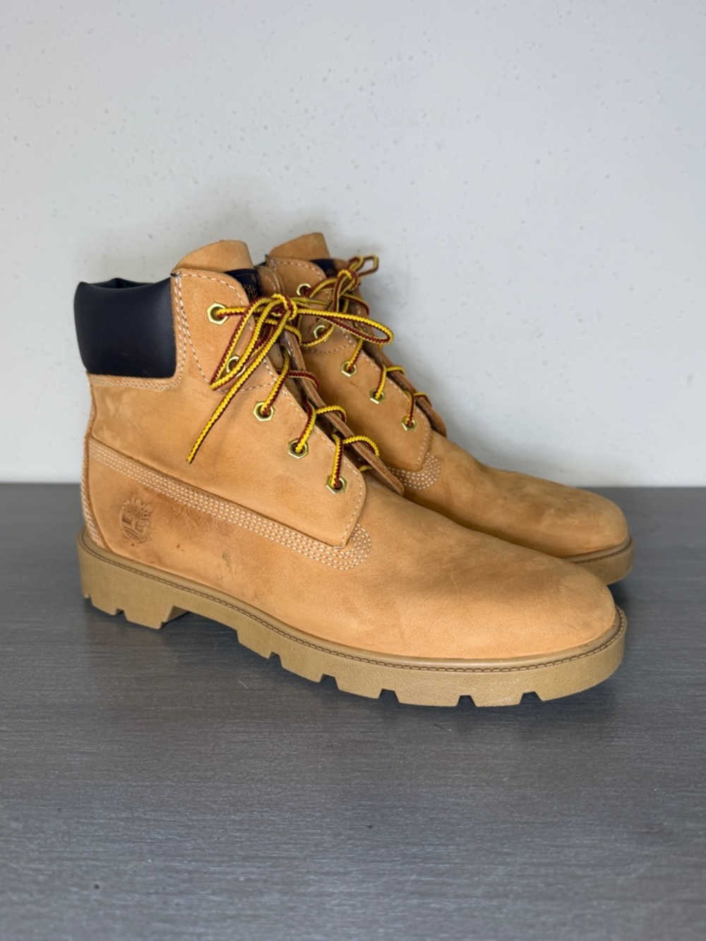 Timberland 10960 Boys 6.5 Wheat Waterproof Boots Classic Nubuck High Top Youth